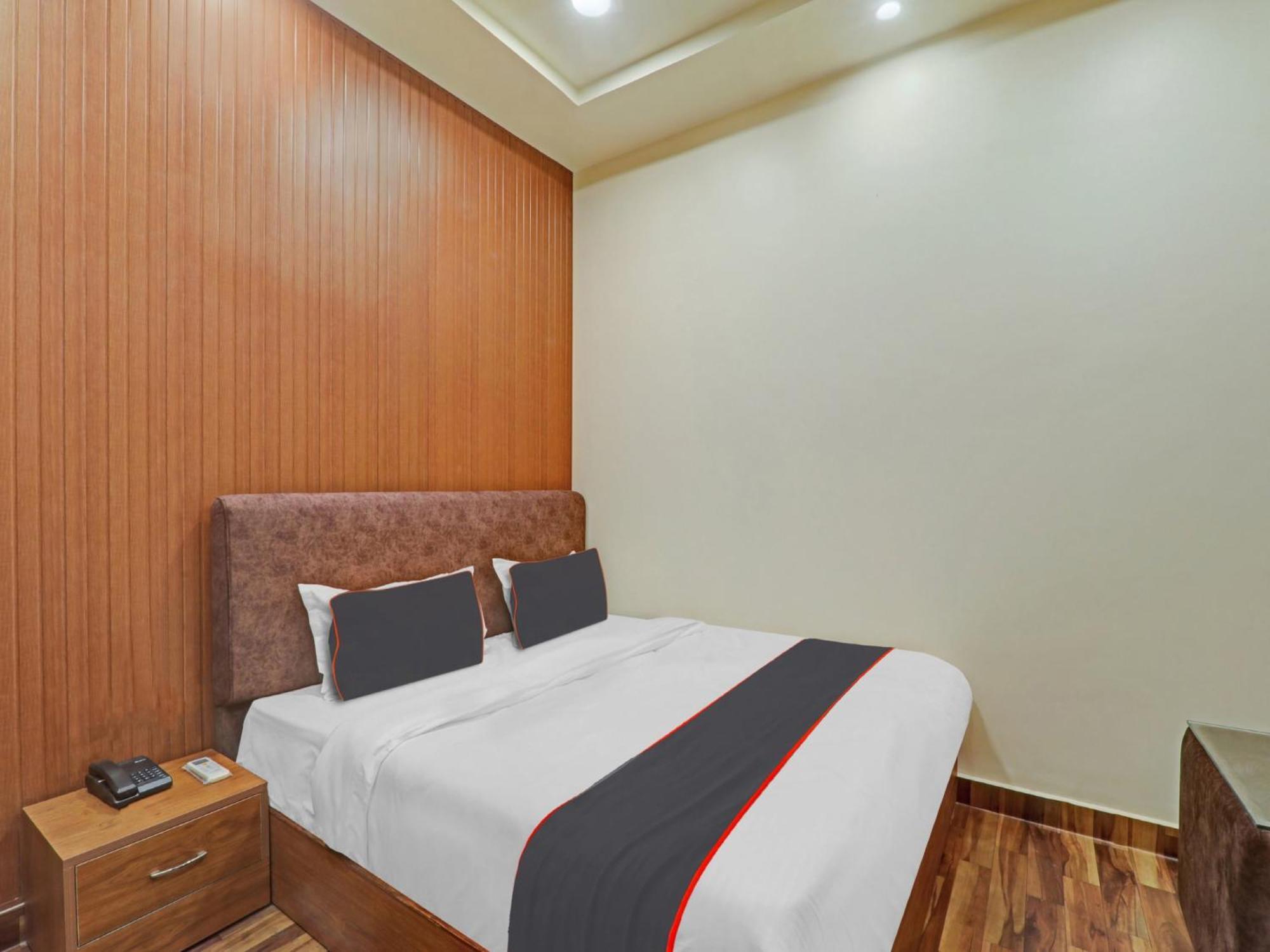 Hotel O The Ashiyana Inn Лакнау Екстериор снимка
